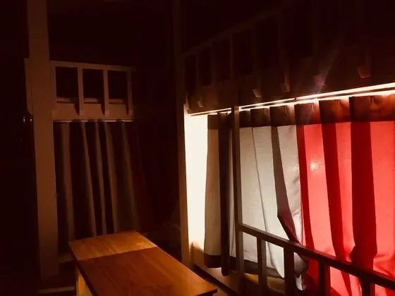 Ortak Ranzalı Oda, Sadece kadınlar için (8 people)
