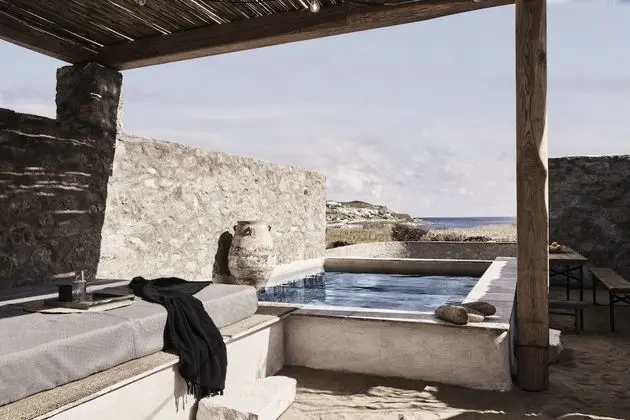 Nomad Two Bedrooms Suite Sea View with Private Pool