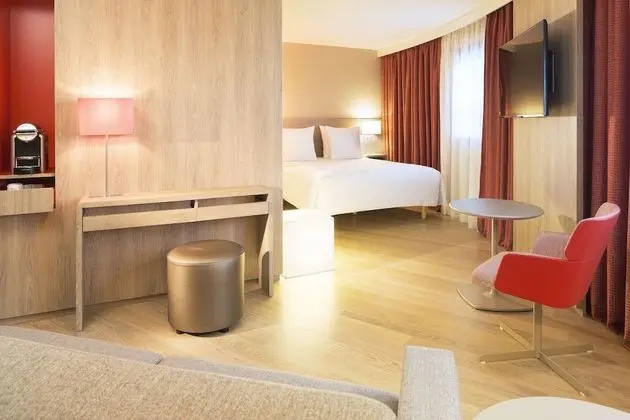 Premium Room Free WiFi & Pool Access