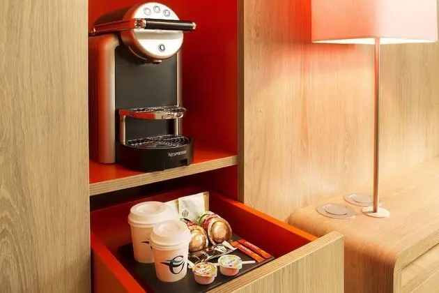 Premium Room Free WiFi & Pool Access