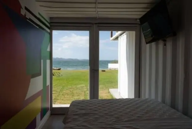 Studio, 1 Queen Bed, Beachfront view