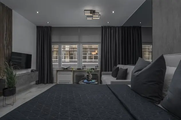 City Double Room (Solo)
