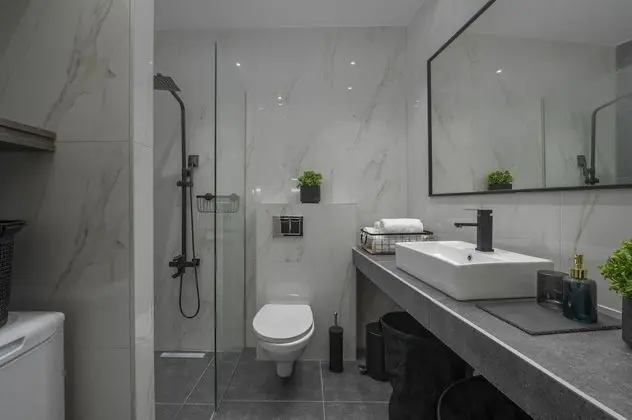 City Double Room (Solo)