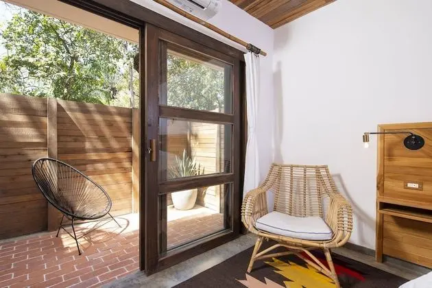 Basic Oda, 1 En Büyük (King) Boy Yatak