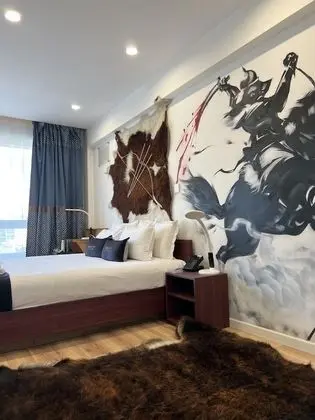 Premium Tek Büyük Yataklı Oda