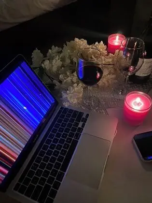 Premium Tek Büyük Yataklı Oda