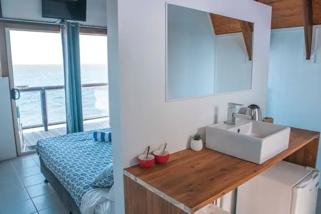 Deluxe Tek Büyük Yataklı Oda, 1 Büyük (Queen) Boy Yatak, Özel Banyo, Okyanus Manzaralı
