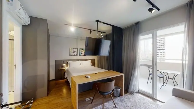 Deluxe Stüdyo, 1 Büyük (Queen) Boy Yatak