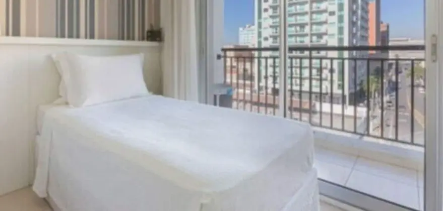 Apartamento Com Varanda