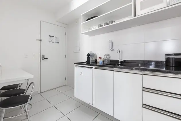 Apartamento Com Varanda
