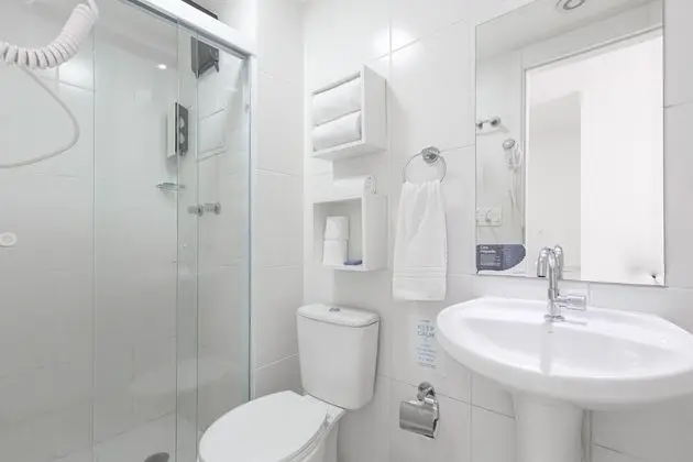 Apartamento Com Varanda