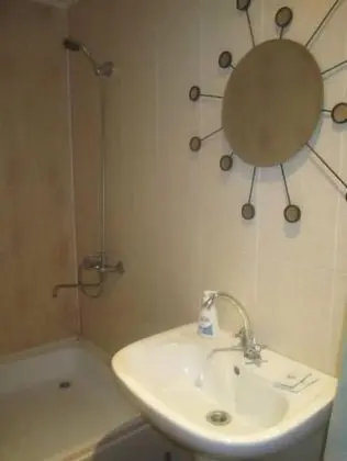 Economy Tek Büyük Yataklı Oda, Özel Banyo