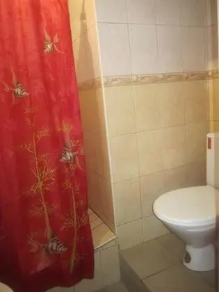 Standard Tek Büyük veya İki Ayrı Yataklı Oda, Ortak Banyo