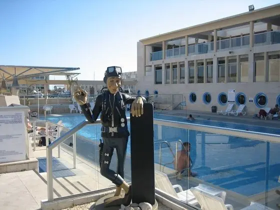 One Bedroom Apartment With Pool View