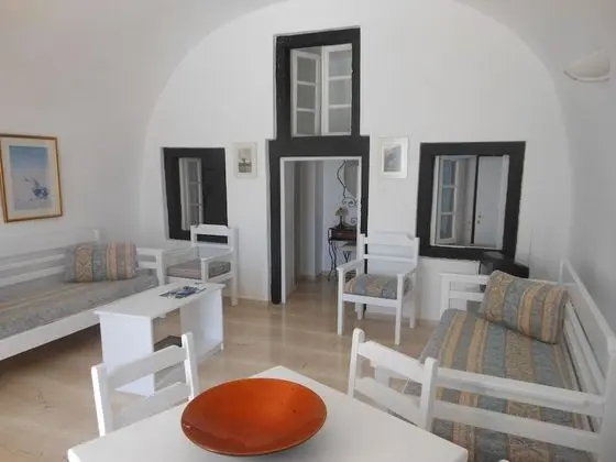 Apart Daire, Havuz Kenarı