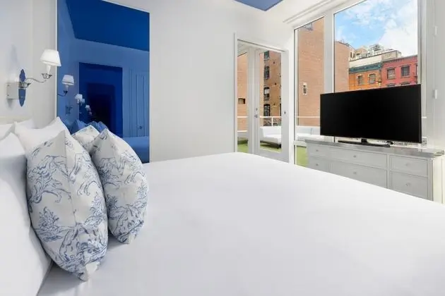 Süit, Balkon (Crosby)