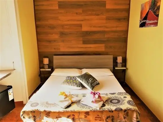 Tek Büyük Yataklı Oda