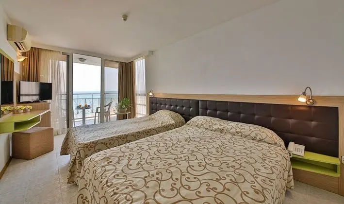 Tek Büyük Yataklı Oda, Deniz Manzaralı