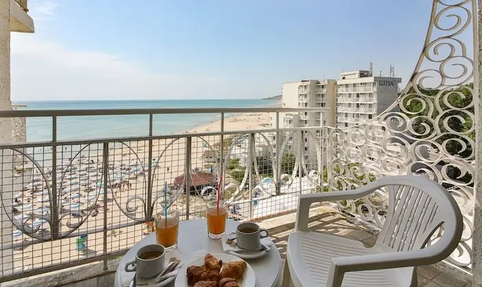 Tek Büyük Yataklı Oda, Deniz Manzaralı