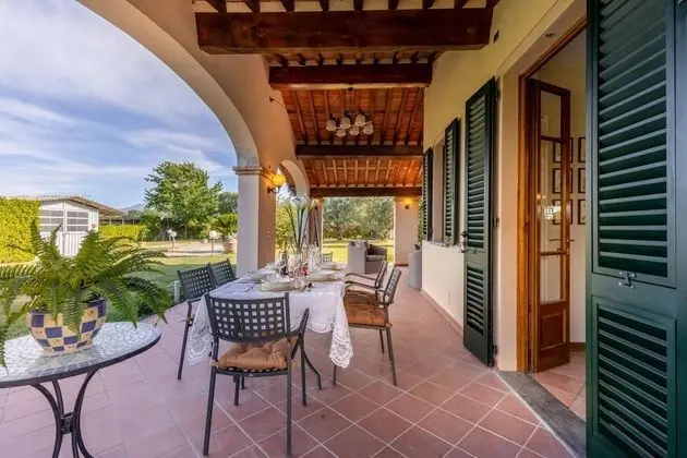 Villa