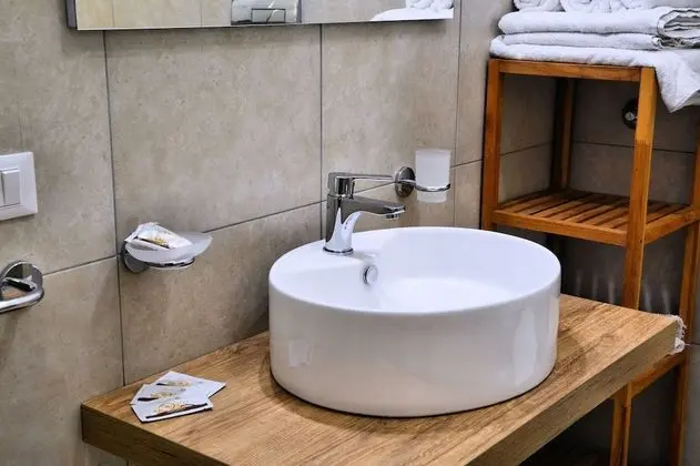 Classic Tek Büyük Yataklı Oda