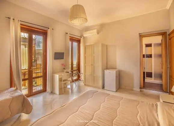 Classic Tek Büyük Yataklı Oda