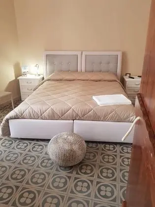 Tek Büyük veya İki Ayrı Yataklı Oda, Balkon