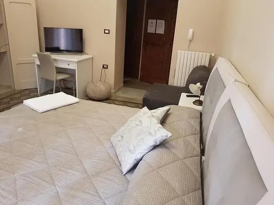 Tek Büyük veya İki Ayrı Yataklı Oda, Balkon