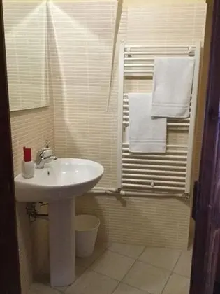 Tek Büyük veya İki Ayrı Yataklı Oda, Balkon