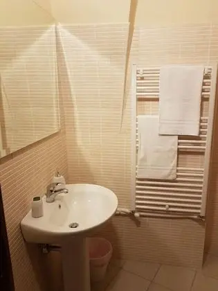 Tek Büyük veya İki Ayrı Yataklı Oda, Balkon