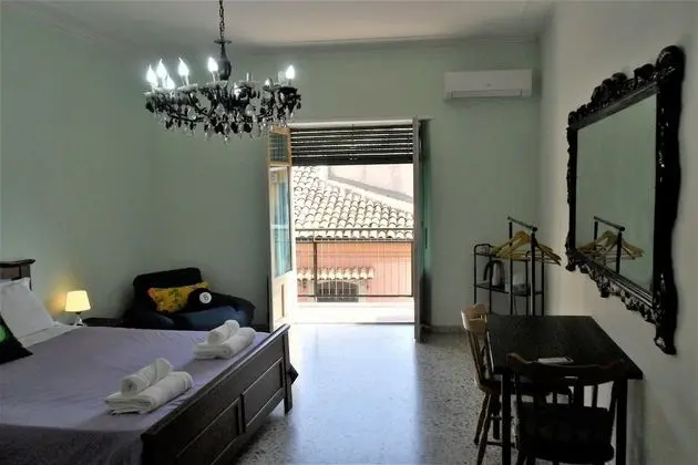 Standard Tek Büyük Yataklı Oda, Ortak Banyo, Şehir Manzaralı