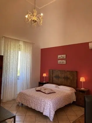 Üç Kişilik Oda
