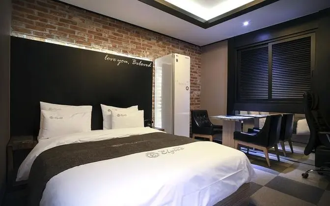 Oda (Superior (BenQ Monitor RTX 306012 Gen)