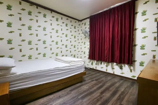 Oda (Bed (Standard Room))