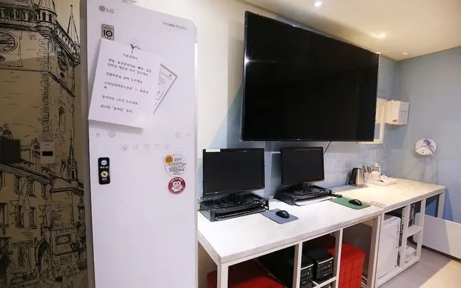 Oda (Twin bed (75 inch TV + whirlpool + Ne)