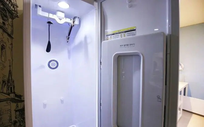 Oda (Twin bed (75 inch TV + whirlpool + Ne)