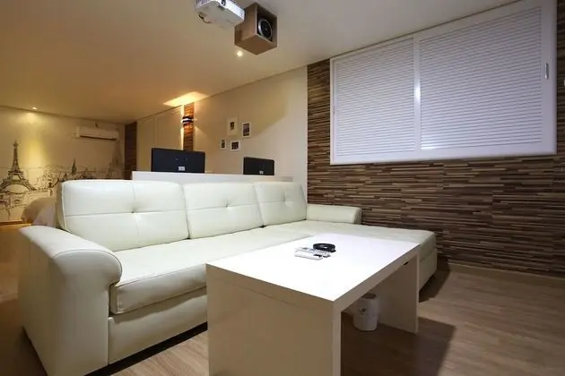 Oda (VVIP (Massage Chair + Jetted Spa Tub )