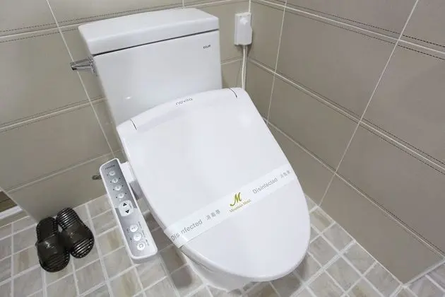 Oda (VVIP (Massage Chair + Jetted Spa Tub )