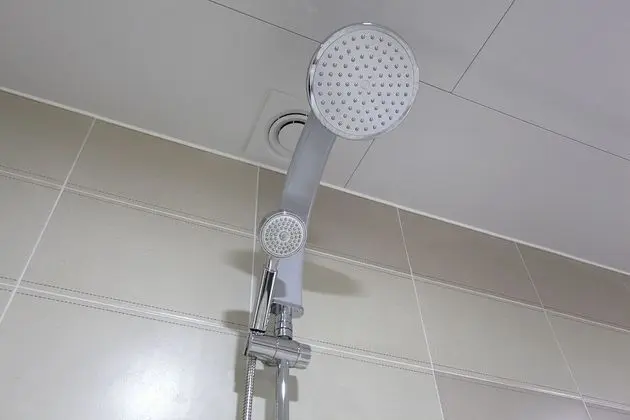 Oda (VVIP (Massage Chair + Jetted Spa Tub )