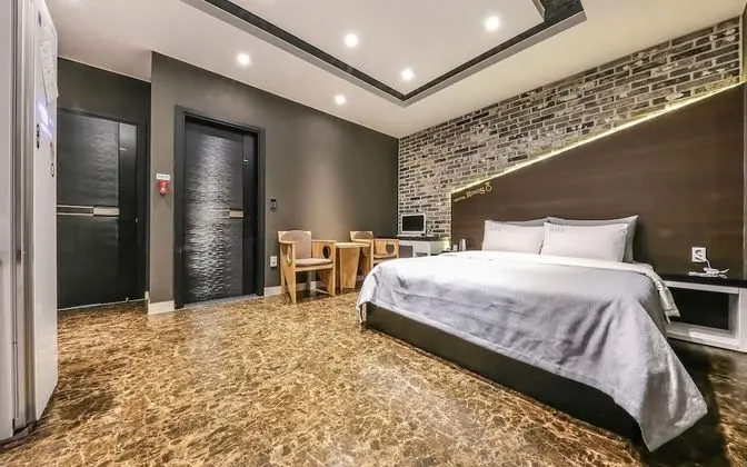 Oda (Styler Room (2 Person Spa))