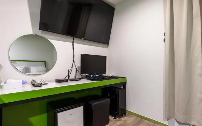 Oda (General room-green)