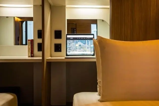Capsule Suite