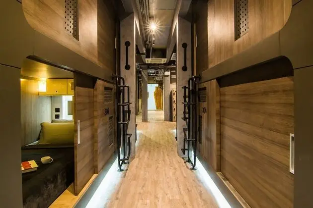 Capsule Suite X 6