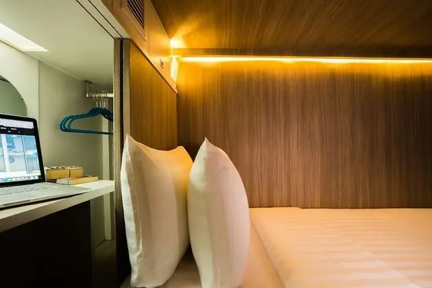 Capsule Suite X 6