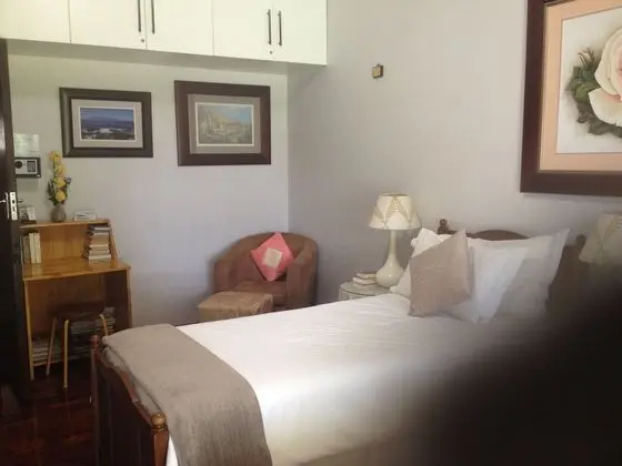 Comfort İki Ayrı Yataklı Oda, 2 Tek Kişilik Yatak, Buzdolabı ve Mikrodalga, Havuz Manzaralı