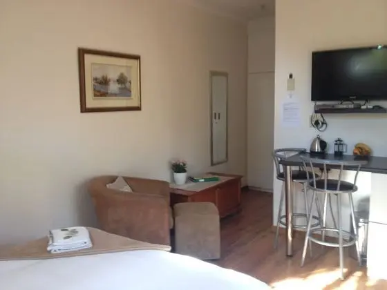 Comfort Tek Büyük Yataklı Oda, 1 Büyük (Queen) Boy Yatak, Buzdolabı ve Mikrodalga, Bahçe Manzaralı