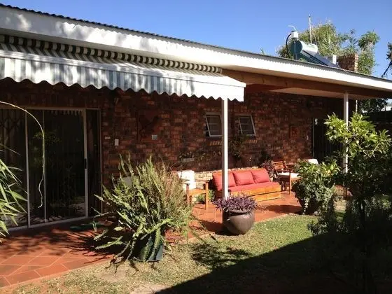 Comfort Tek Büyük Yataklı Oda, 1 Büyük (Queen) Boy Yatak, Buzdolabı ve Mikrodalga, Bahçe Manzaralı