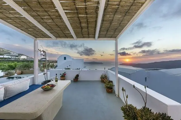 Clay Villa with Private Pool