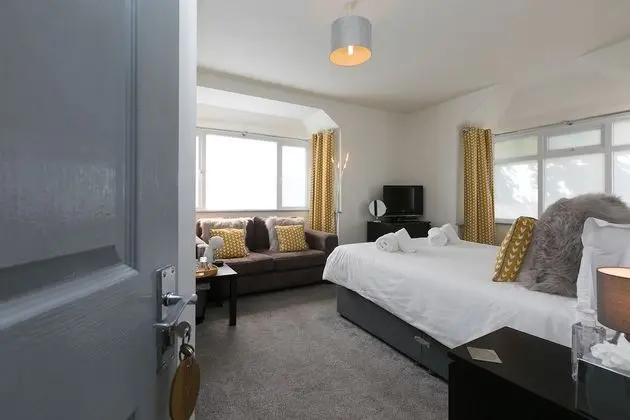 Tek Büyük Yataklı Oda (Room 1)