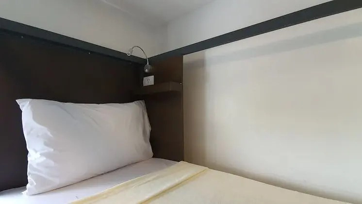 Deluxe Ortak Ranzalı Oda, Sadece erkekler için (1 bed in a 12-bed Male Dormitory)